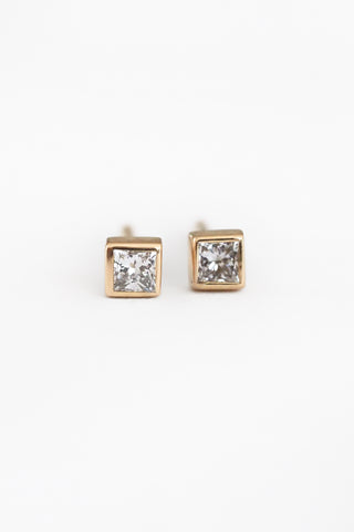 14k Cameo Diamond Studs