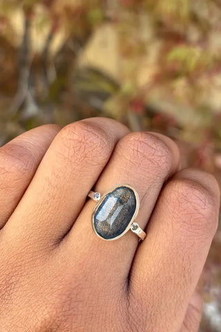 14k Labradorite + Black Diamond Ring
