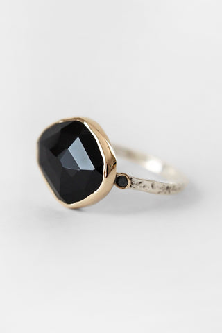 14k Black Spinel Ring