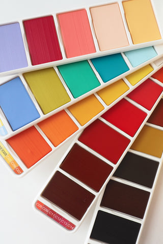 Foldable Watercolor Set Of 56 With Water Brush Pen