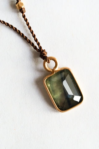 Green Sapphire 18k Gold Necklace