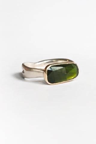 Green Tourmaline Sea Kelp Ring