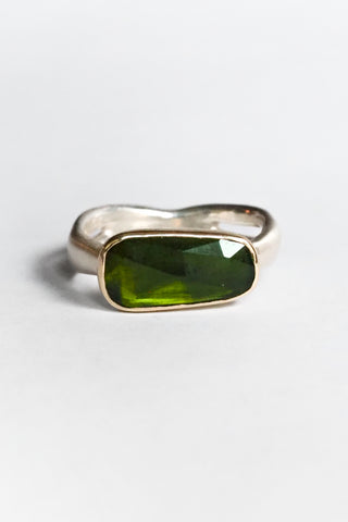 Green Tourmaline Sea Kelp Ring