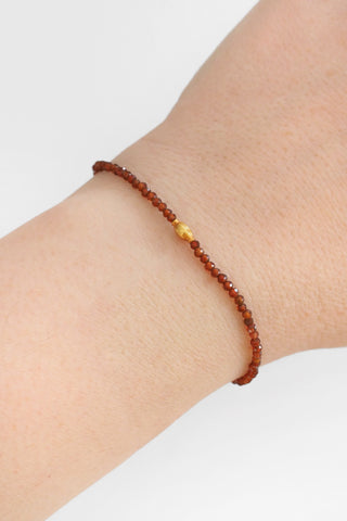 Hessanite + Oval 18kt Gold Bead Bracelet