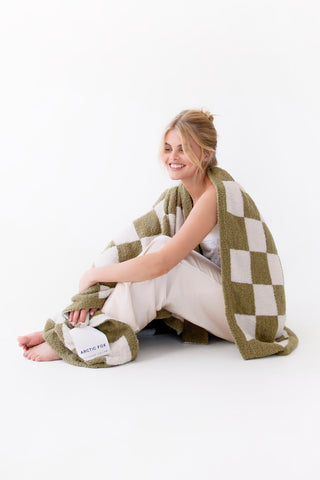 Khaki Check Teddy Throw