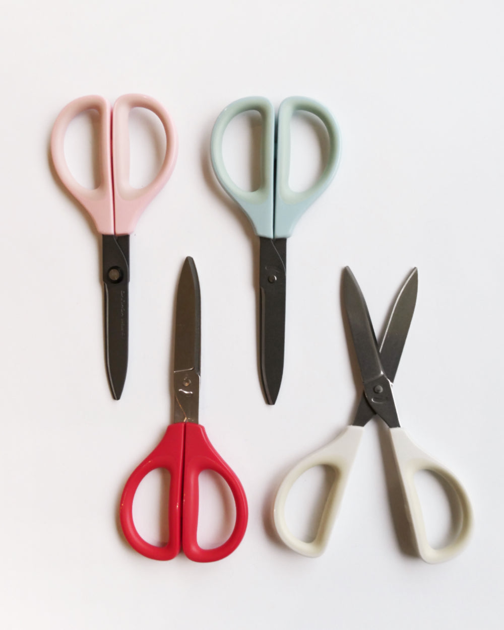 1pc KOKUYO AIRO FIT SAXA Adult Scissors Hand Craft Save Effort Knife Office  School Stationery Handmade Craft Scissors