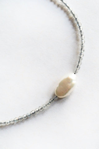 Labradorite + White Pearl Bracelet