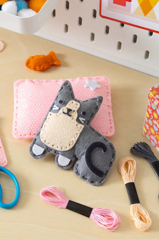 Mini Craft Kit: Pocket Pet Kitten