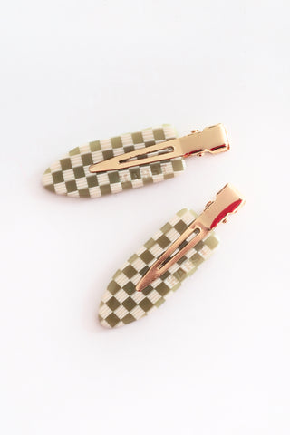 The Creaseless Clips
