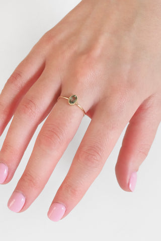 Oval Green Sapphire Wisp Ring