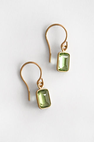 Peridot Rectangle 18k Earring