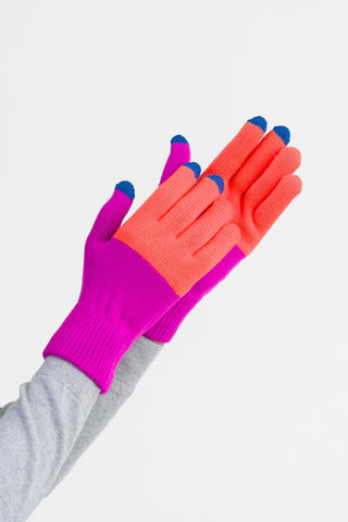 Poppy Magenta Knit Touchscreen Gloves