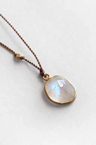 Rainbow Moonstone 18k Necklace