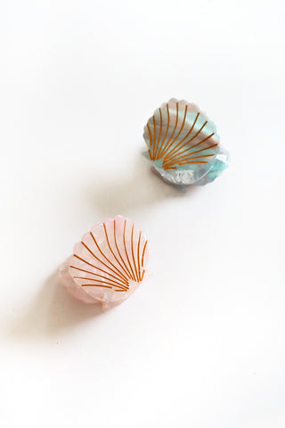 Scallop Shell Claw Clip
