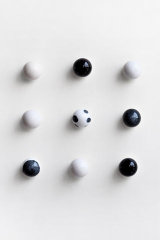 Studio Arhoj Mini Pearl Set- Black + White