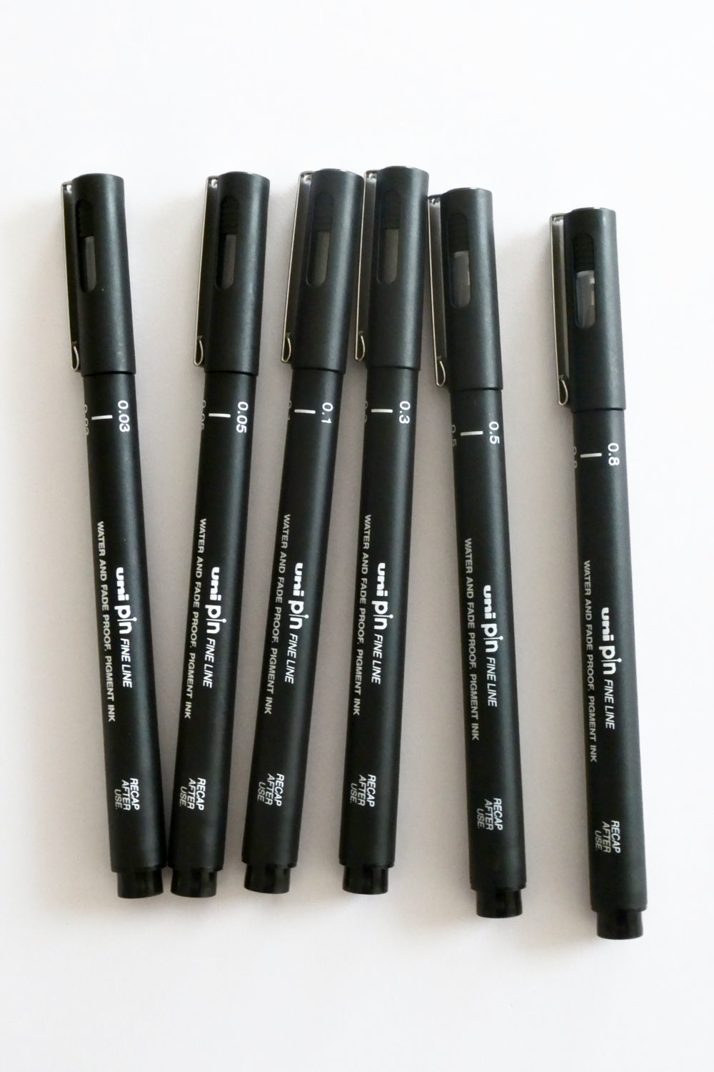 Uni Pin Fineliner Black Set Nahcotta