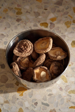 Woon Dried Shiitake Mushrooms